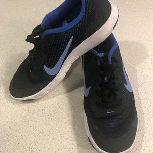 Black and Blue Women’s Nikes